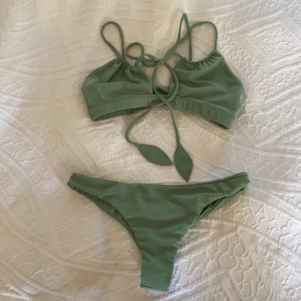 Benoa Swim Medium Aina set